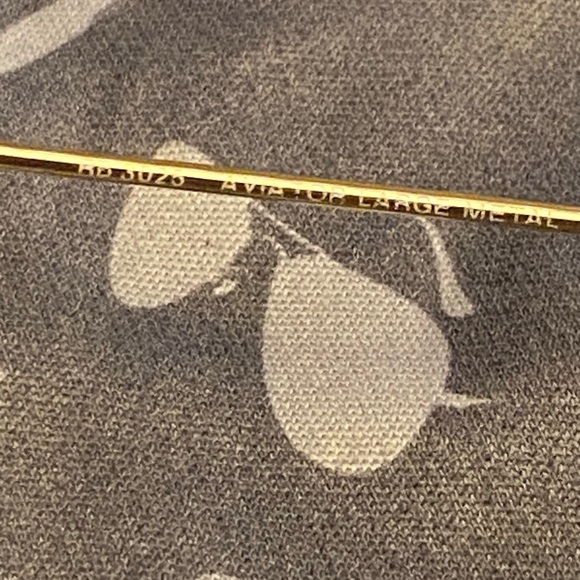 Ray- Ban  RB3025 classic large aviator sunglasses - Picture 4 of 10